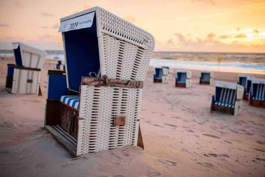 Gemuetliche Wohnung Unter Reet Mit Pool Und Sauna In Keitum Ngoại thất bức ảnh