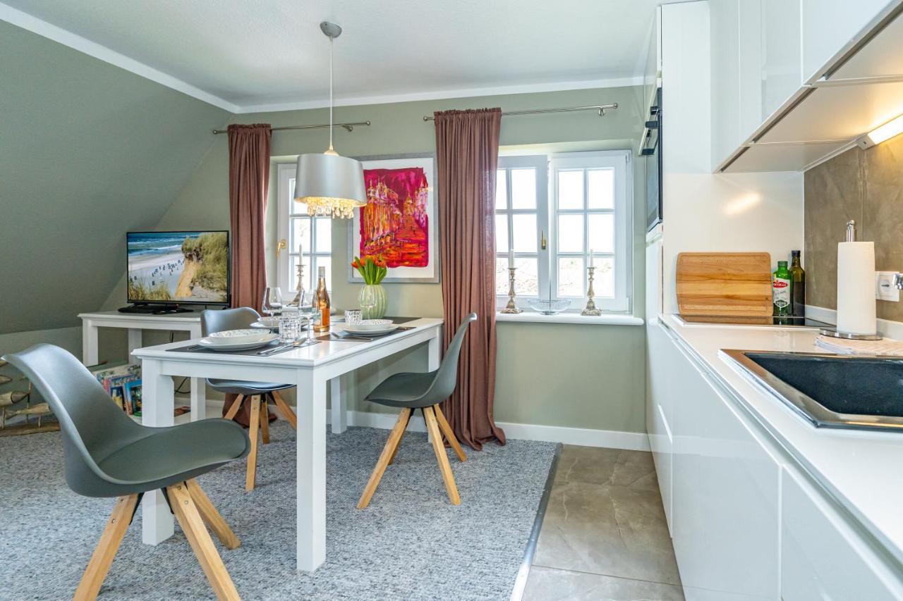 Gemuetliche Wohnung Unter Reet Mit Pool Und Sauna In Keitum Ngoại thất bức ảnh